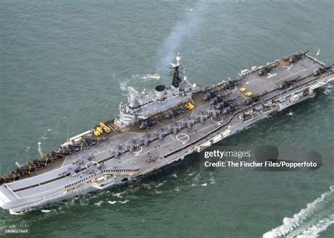 hms hermes aircraft carrier.